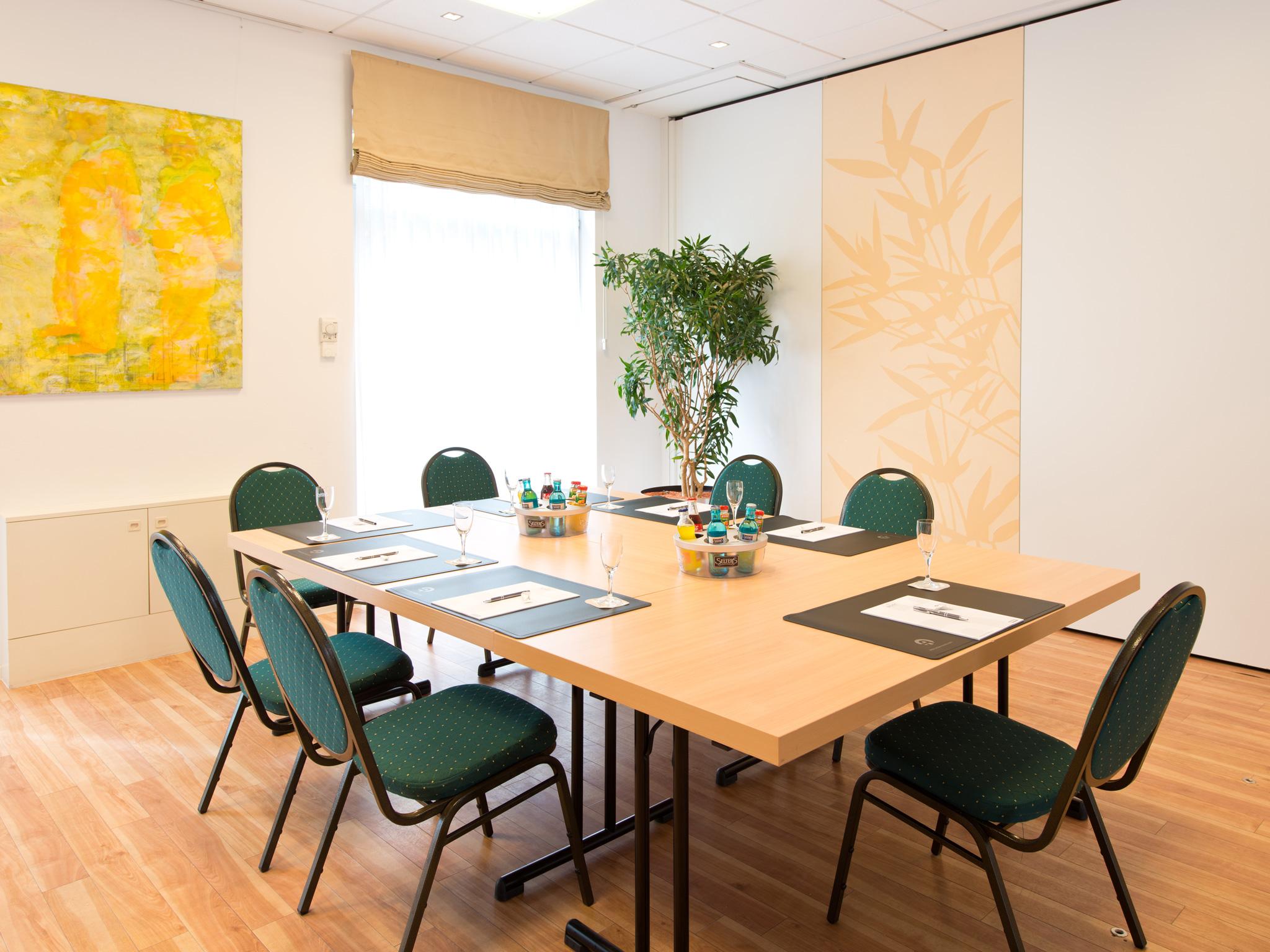 Achat Hotel Buchholz Hamburg บุคโฮลซ์ อิน แด นอร์ดไฮเดอ ภายนอก รูปภาพ