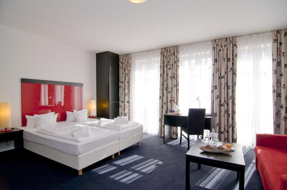 Achat Hotel Buchholz Hamburg บุคโฮลซ์ อิน แด นอร์ดไฮเดอ ภายนอก รูปภาพ