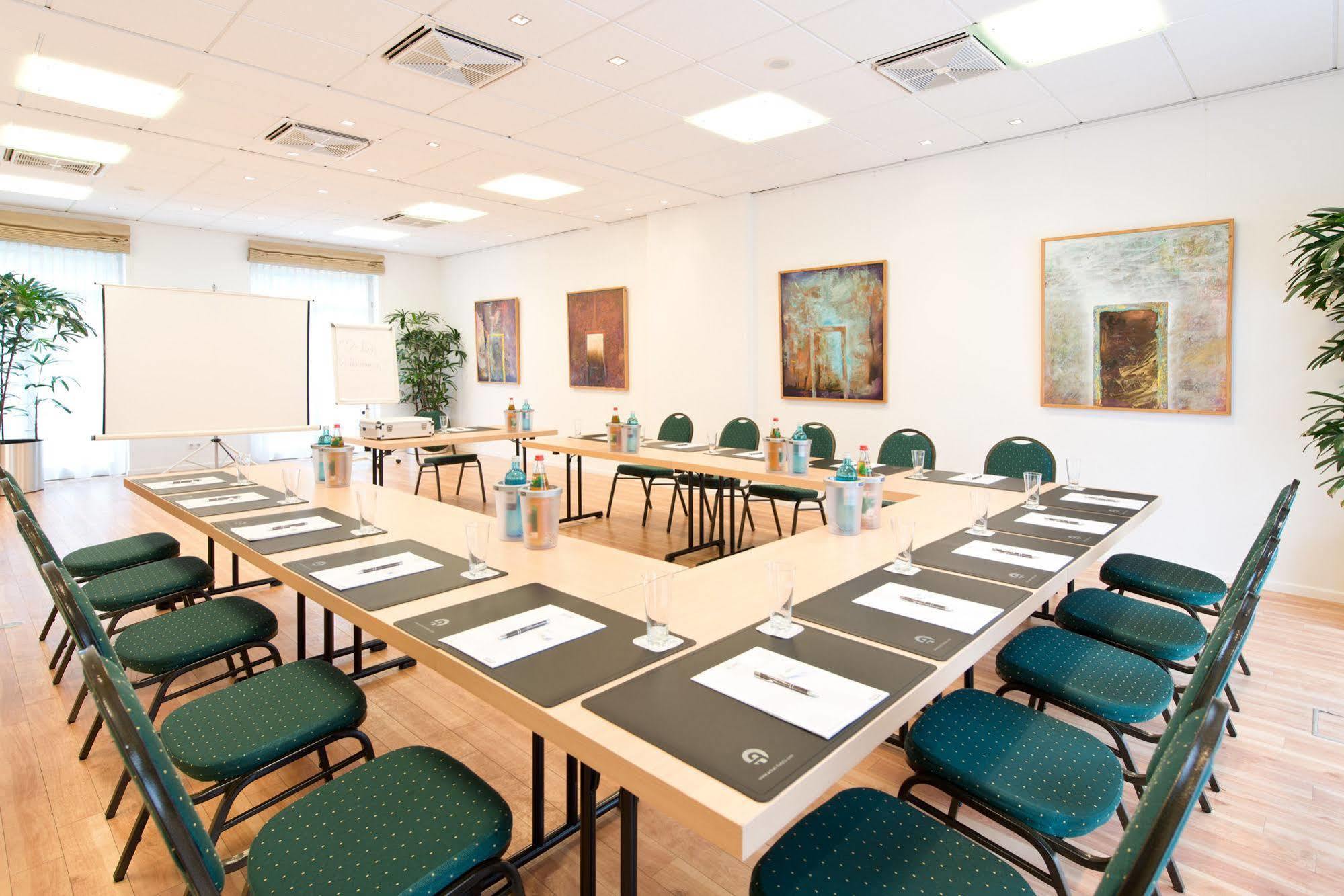 Achat Hotel Buchholz Hamburg บุคโฮลซ์ อิน แด นอร์ดไฮเดอ ภายนอก รูปภาพ